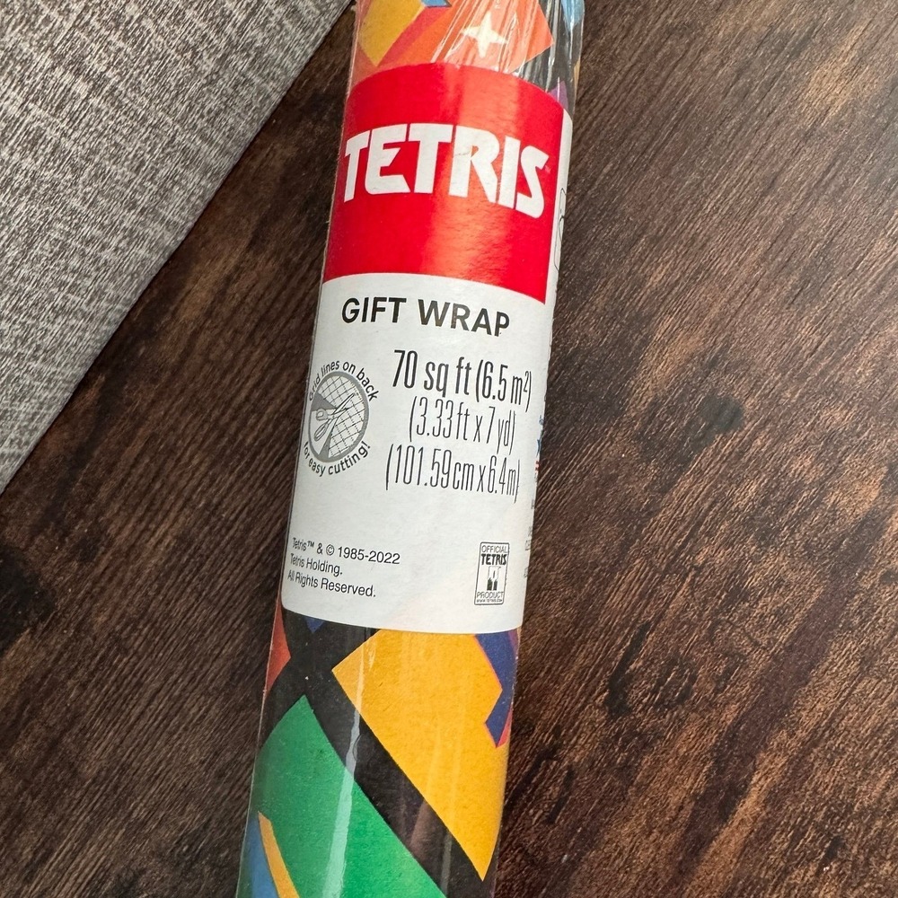 NEW 1 Roll Retro Gamer TETRIS Gift Wrap (70 sq. ft.) - Picture 2 of 4